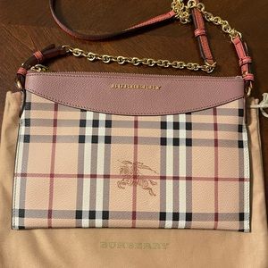 Burberry Haymarket Check Peyton Crossbody Clutch Bag Dusty Pink